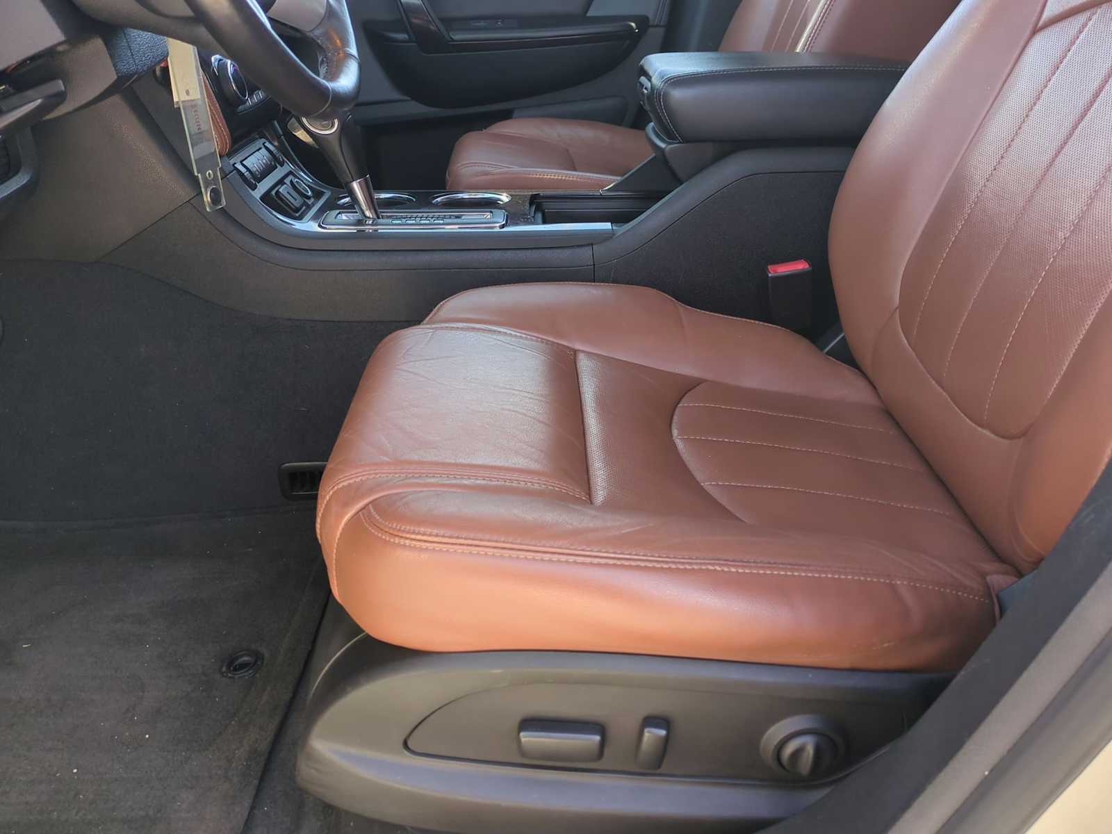 Thumbnail: 2017 Chevrolet Traverse - 19