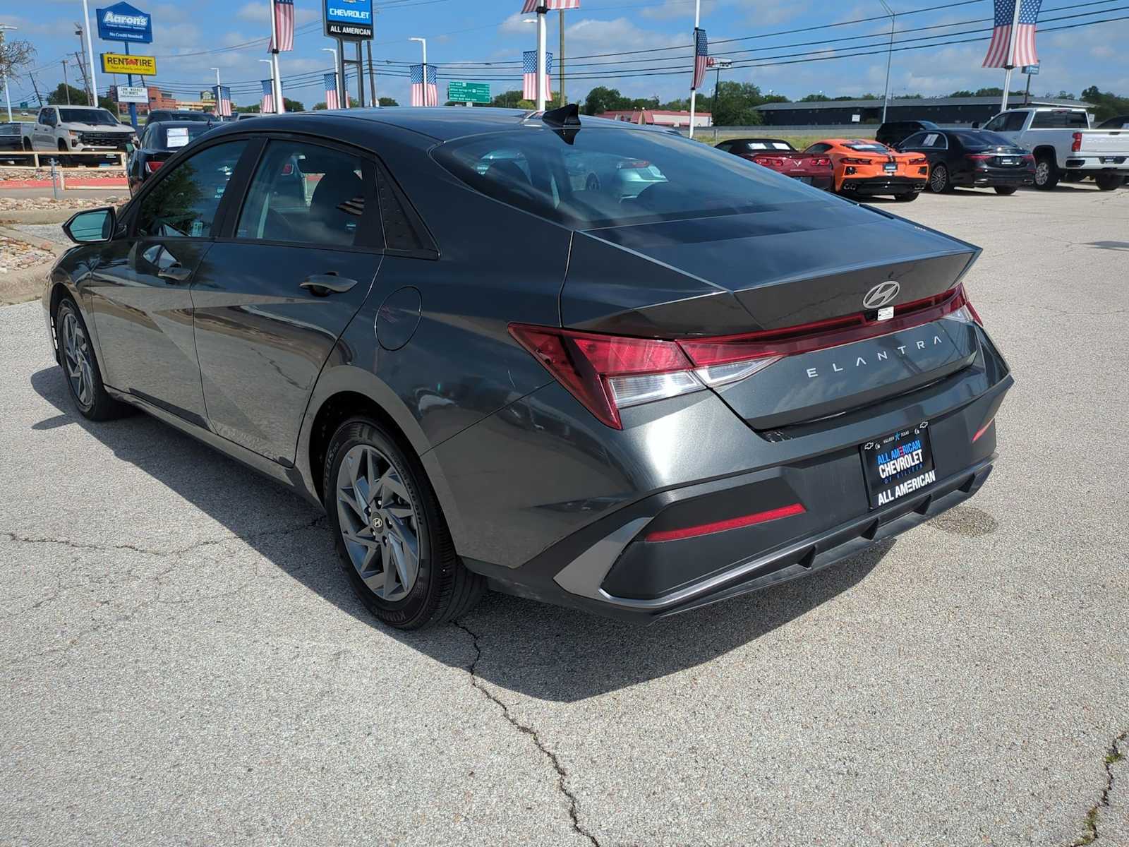 Thumbnail: 2024 Hyundai Elantra - 6