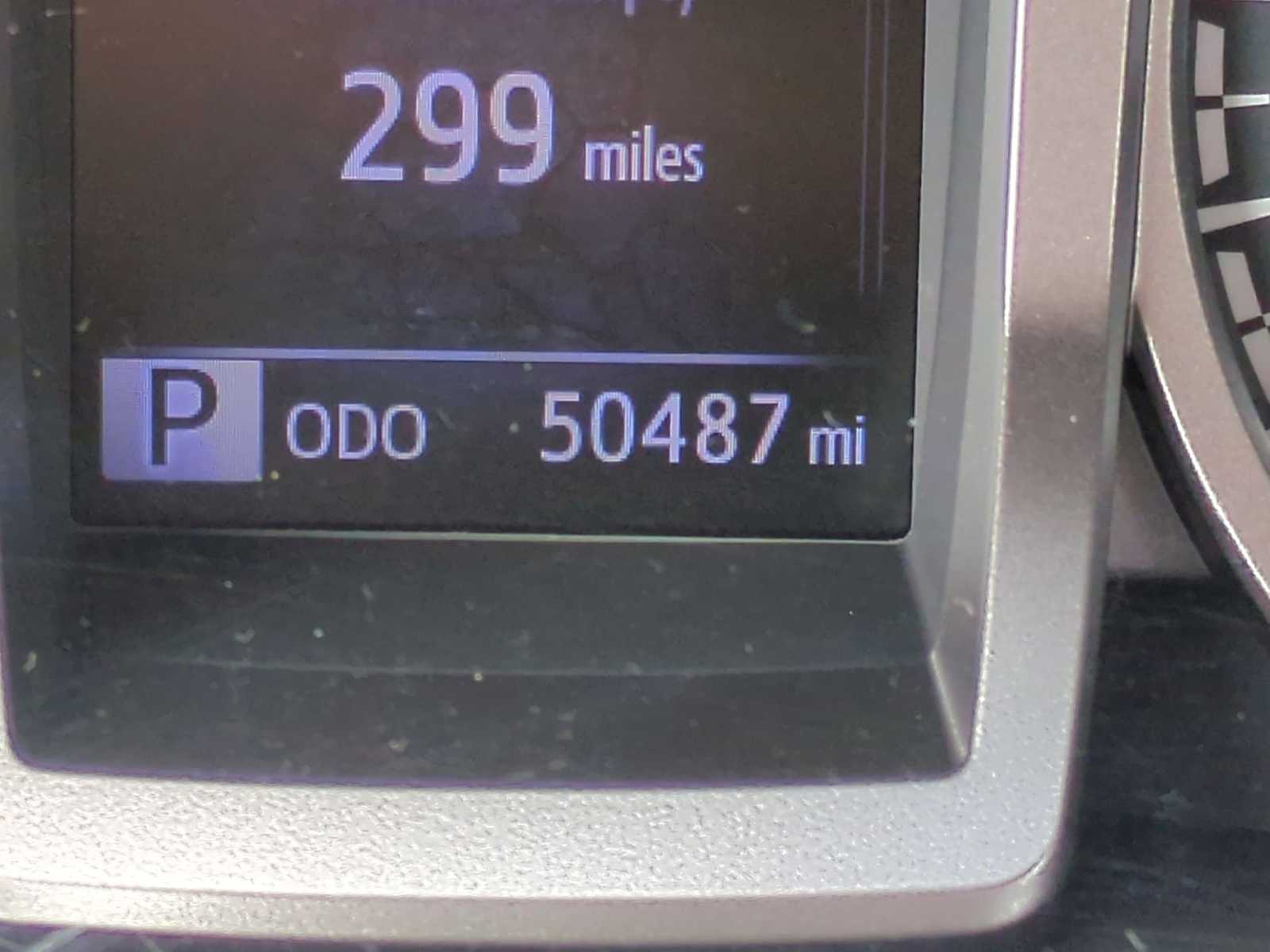 2021 Toyota Tacoma SR 12