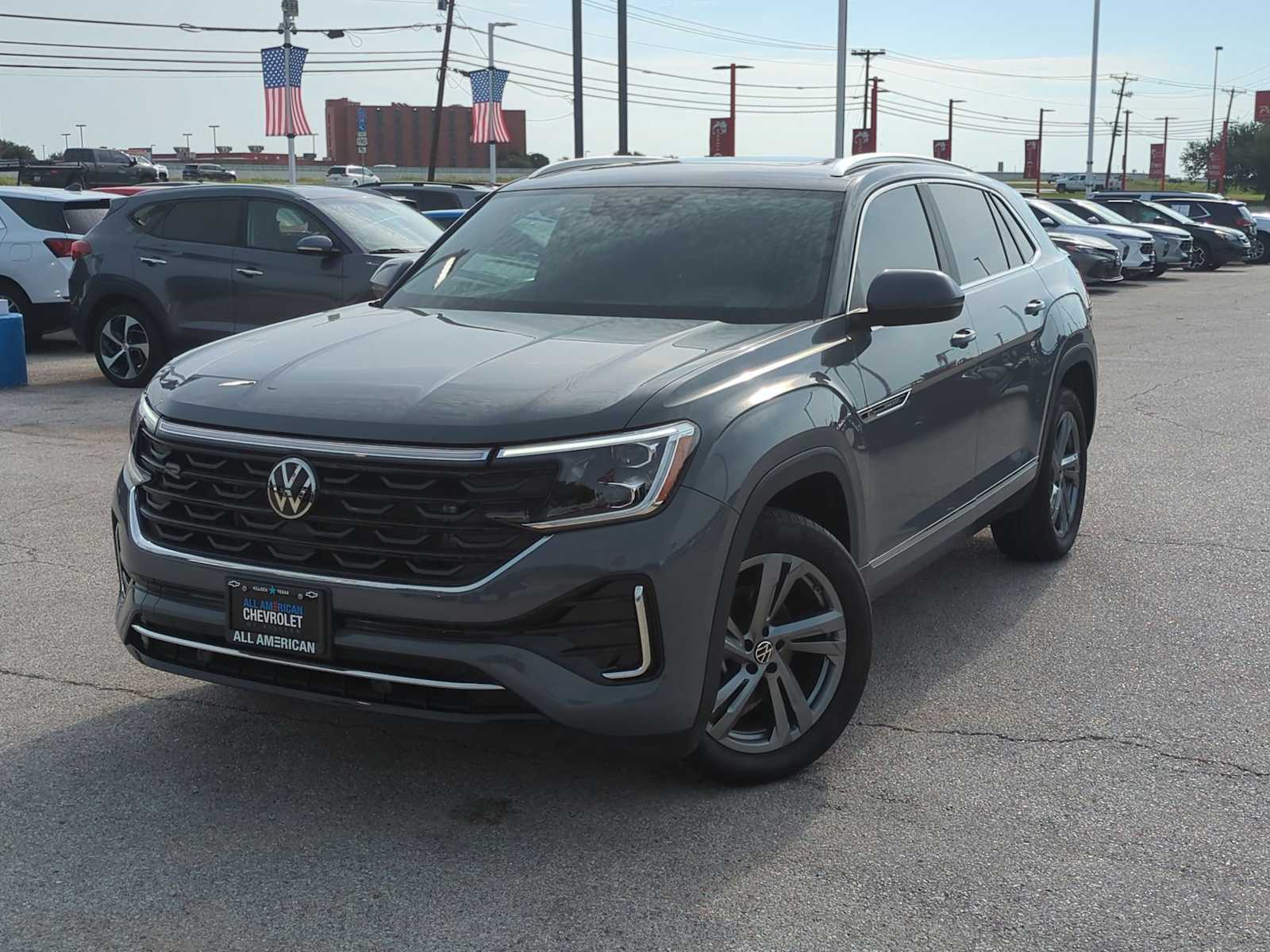 2024 Volkswagen Atlas Cross Sport 2.0T SEL R-Line