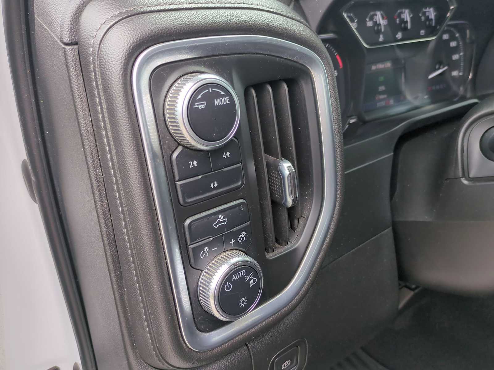 Thumbnail: 2022 GMC Sierra 2500 - 32