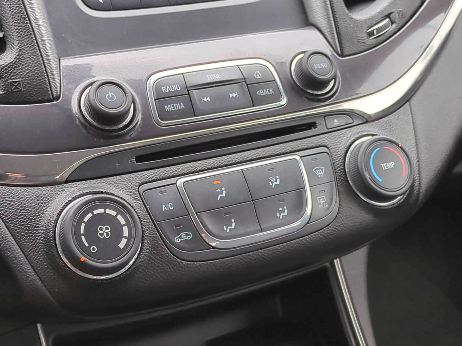 Thumbnail: 2014 Chevrolet Impala - 15