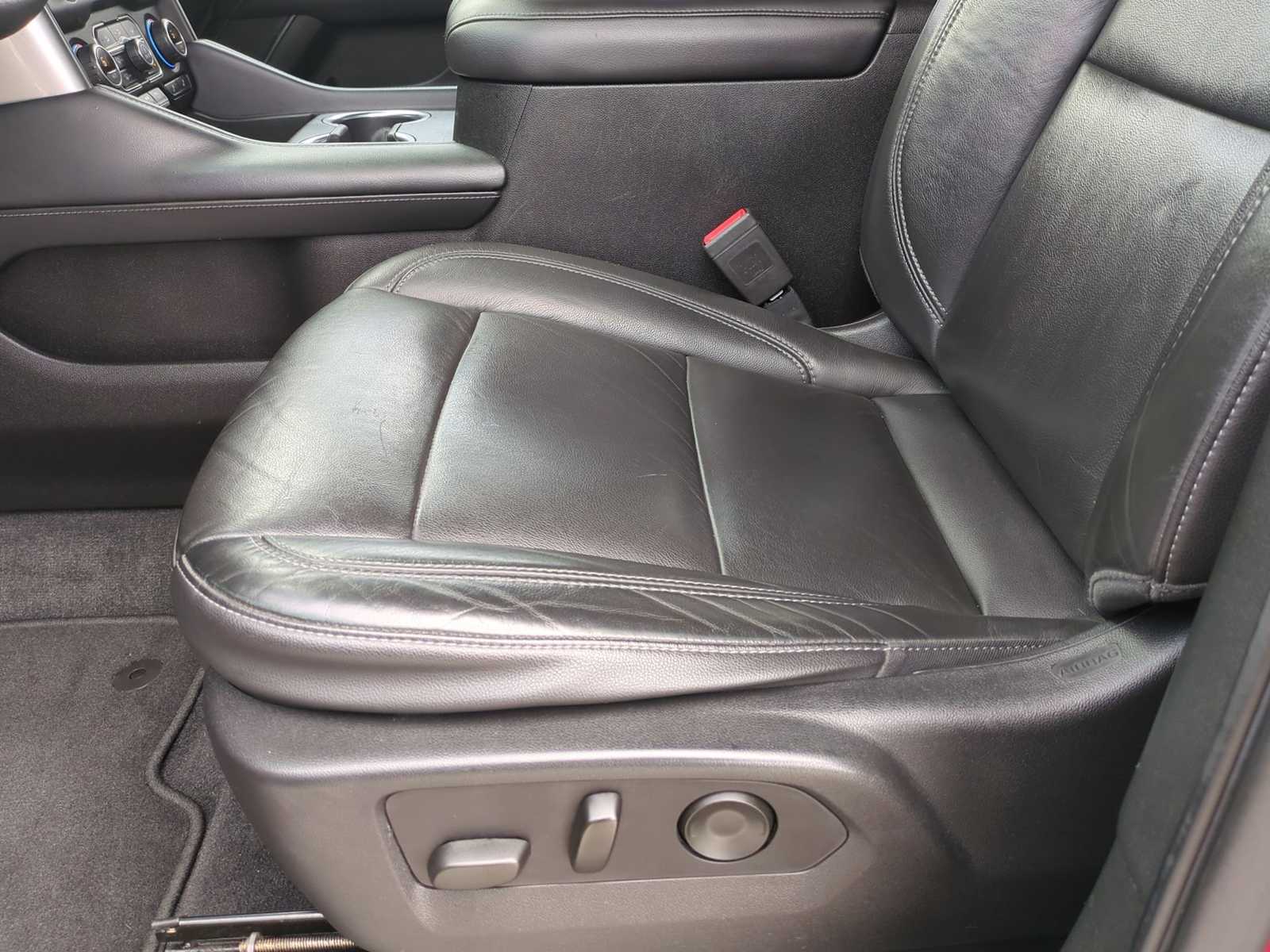 Thumbnail: 2021 Chevrolet Tahoe - 18