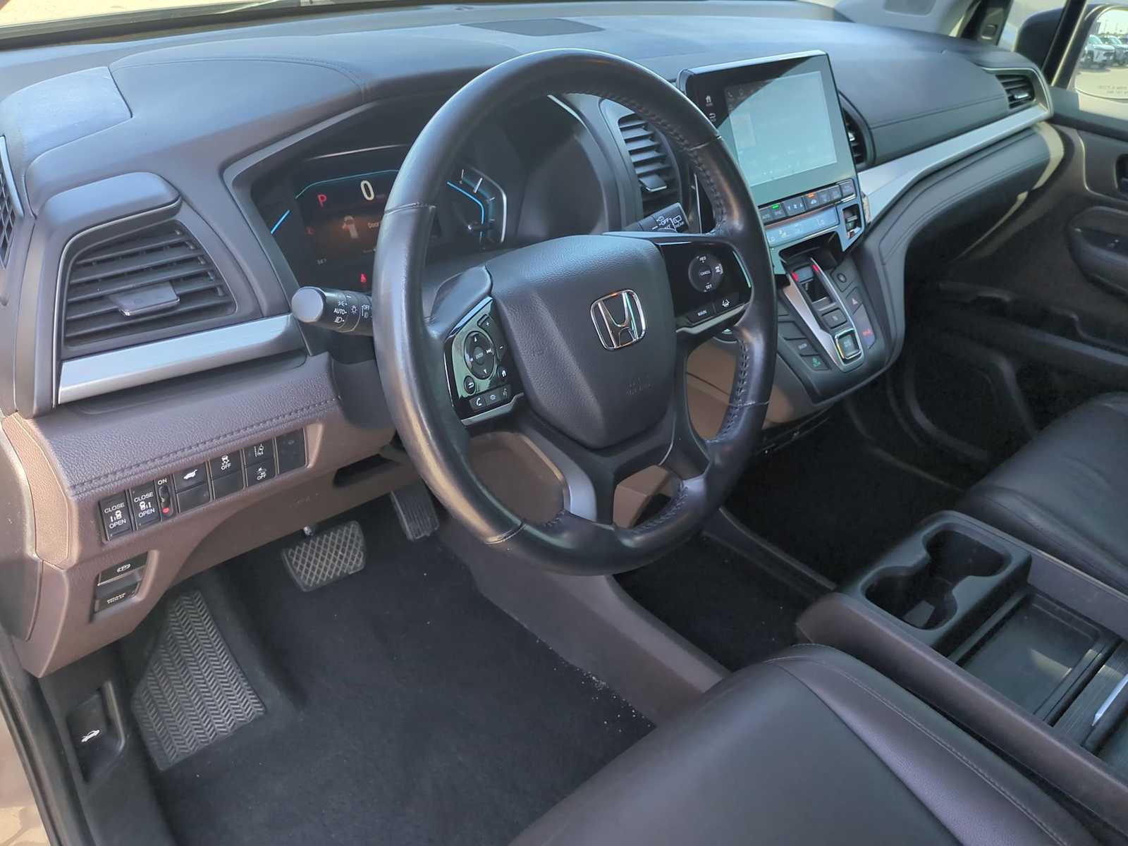 Thumbnail: 2018 Honda Odyssey - 10