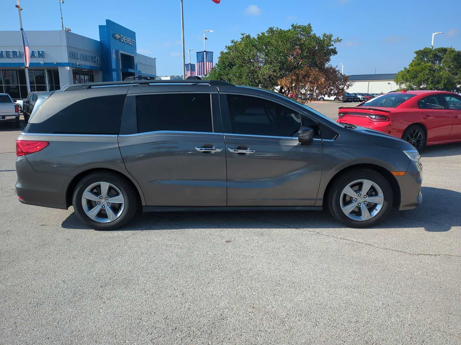 Thumbnail: 2018 Honda Odyssey - 9