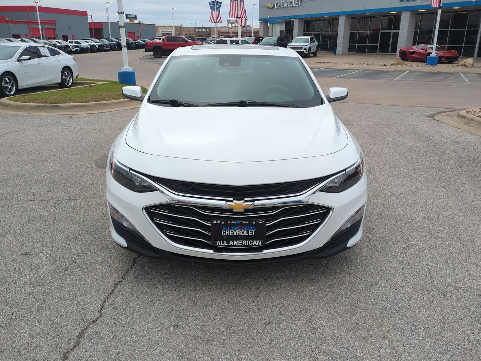 Thumbnail: 2024 Chevrolet Malibu - 3