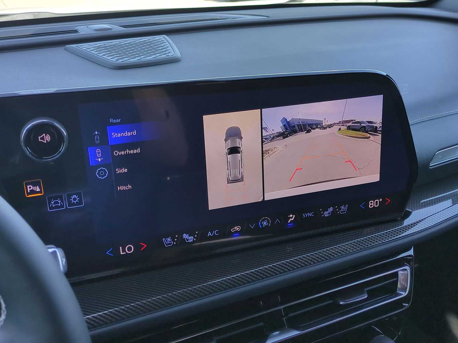 Thumbnail: 2026 Chevrolet Traverse - 15