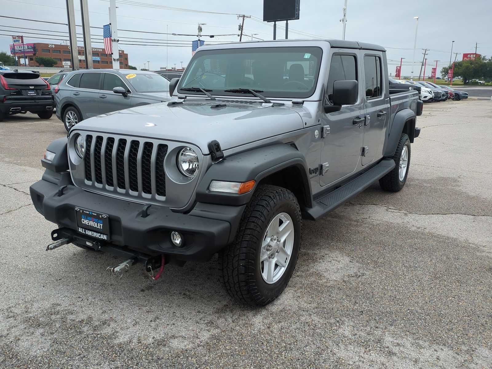 Thumbnail: 2020 Jeep Gladiator - 4