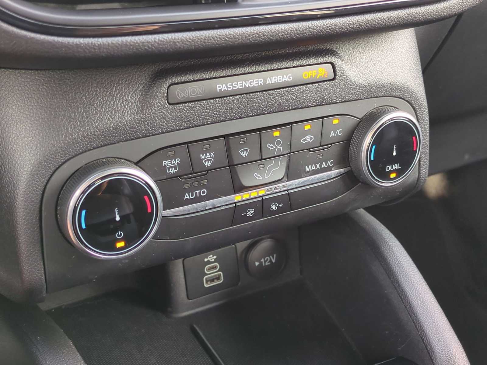 Thumbnail: 2024 Ford Escape - 17