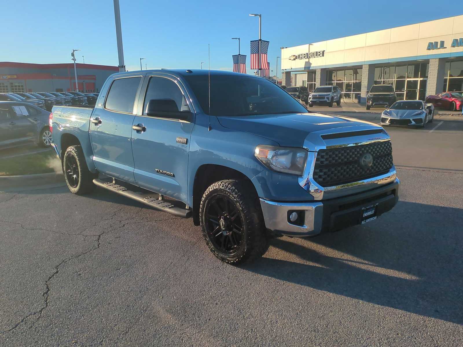 Thumbnail: 2019 Toyota Tundra - 2