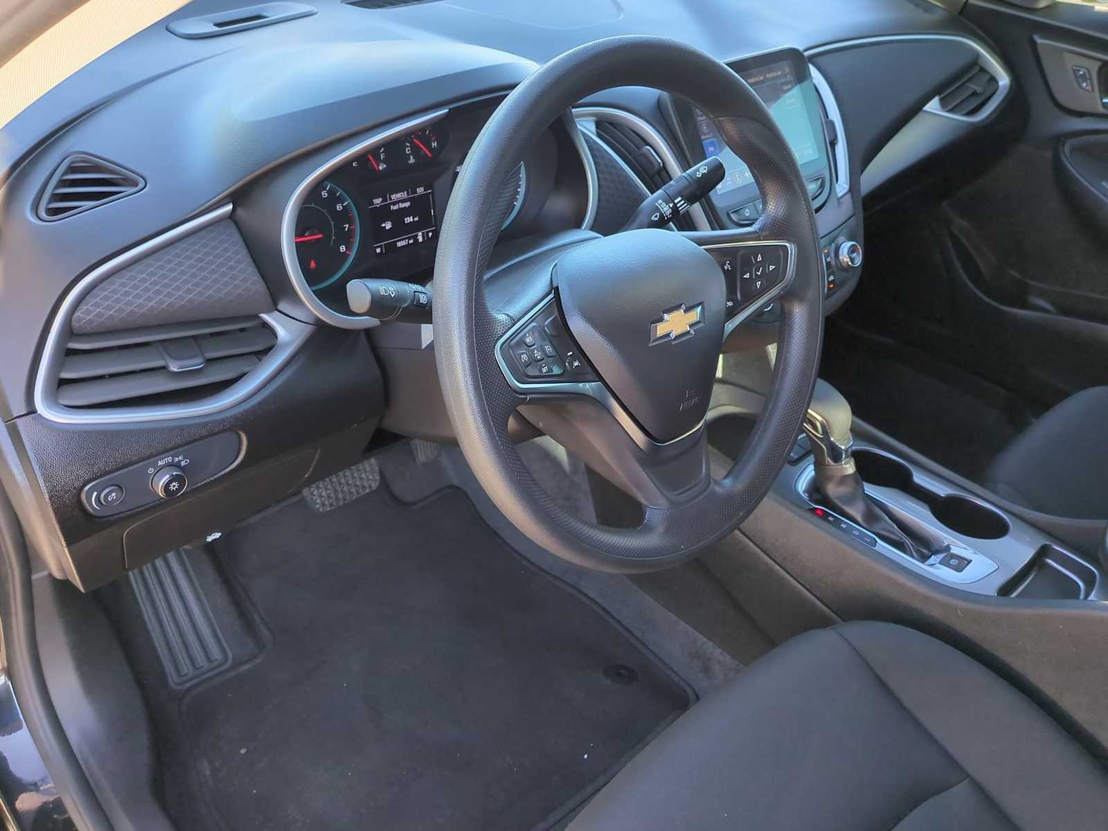 Thumbnail: 2025 Chevrolet Malibu - 10