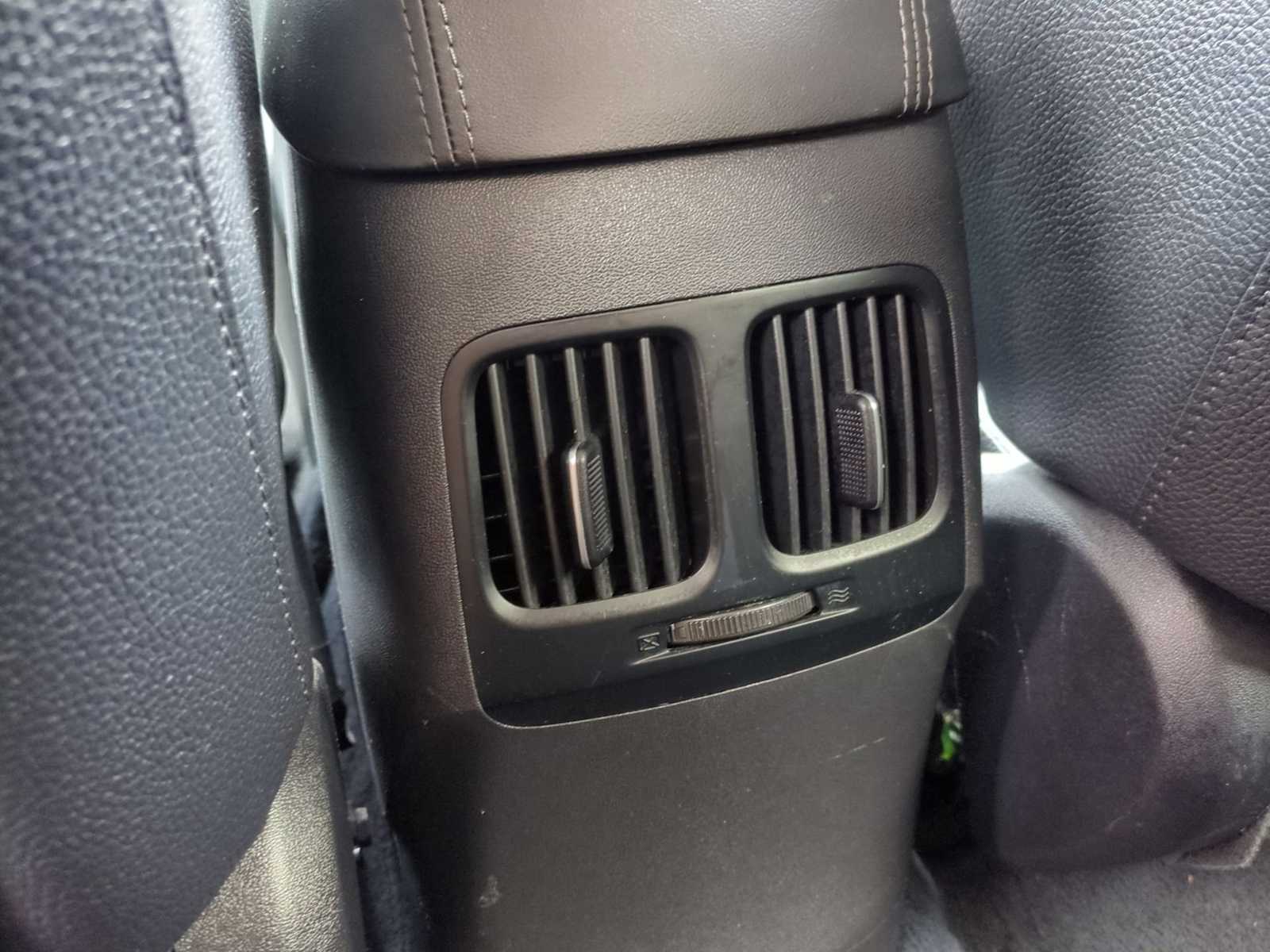 Thumbnail: 2015 Hyundai Tucson - 19