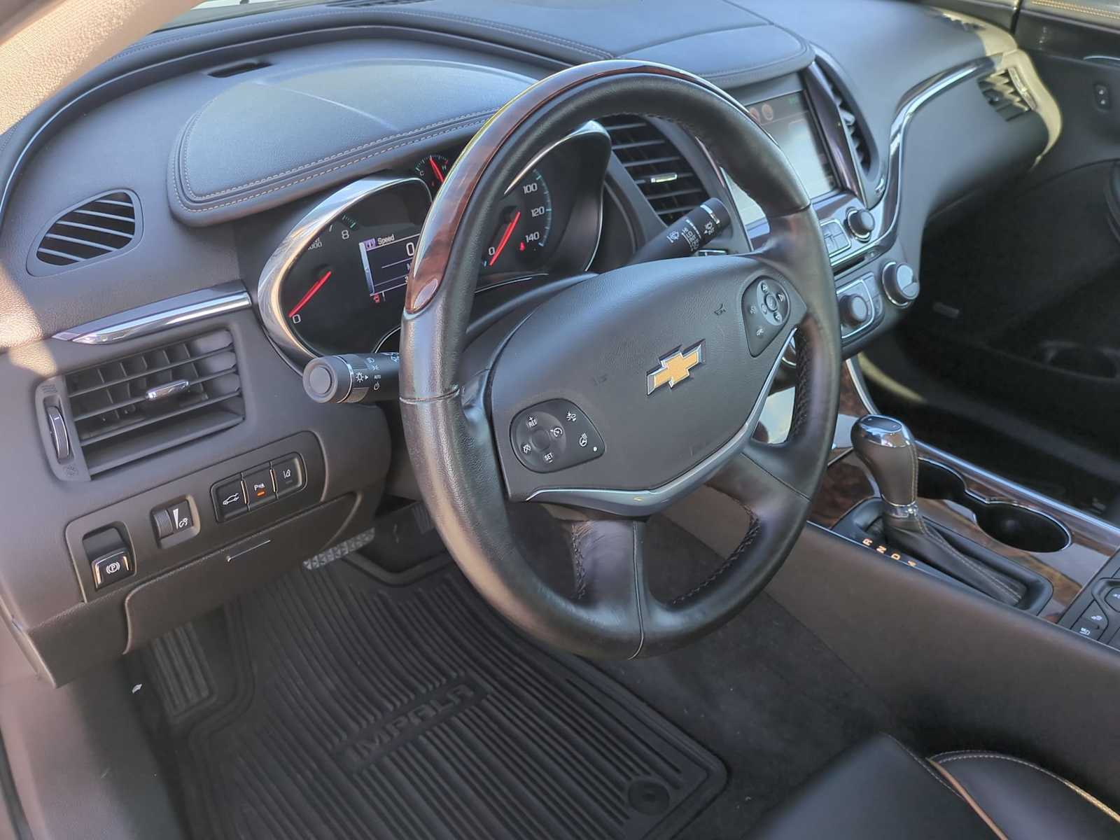 Thumbnail: 2014 Chevrolet Impala - 10