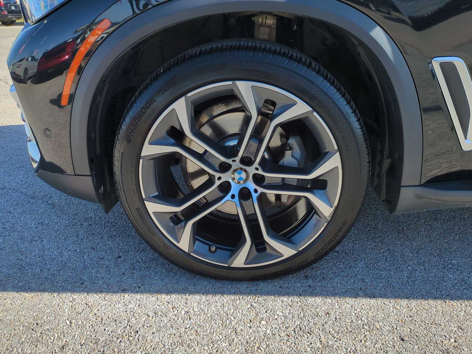 Thumbnail: 2022 BMW X5 - 34