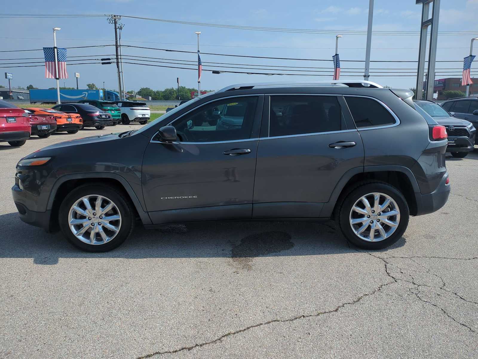 Thumbnail: 2016 Jeep Cherokee - 5