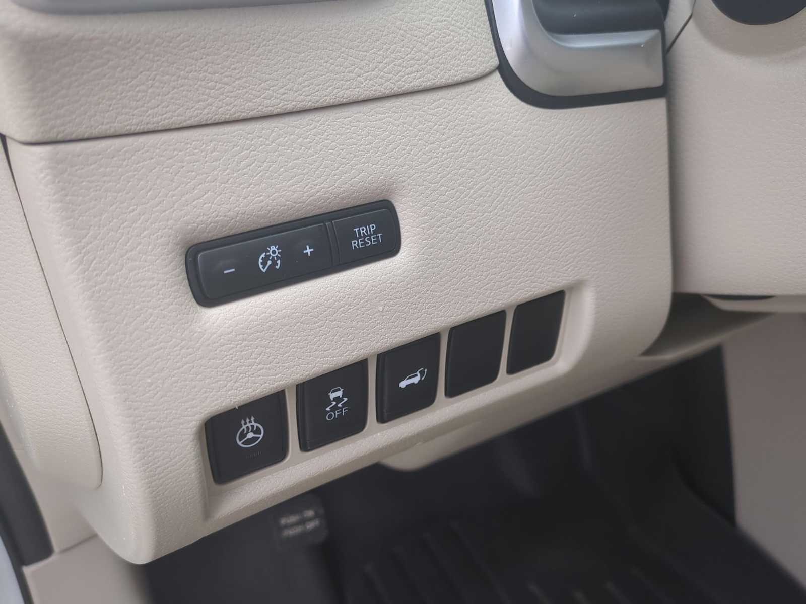 Thumbnail: 2017 Nissan Murano - 36