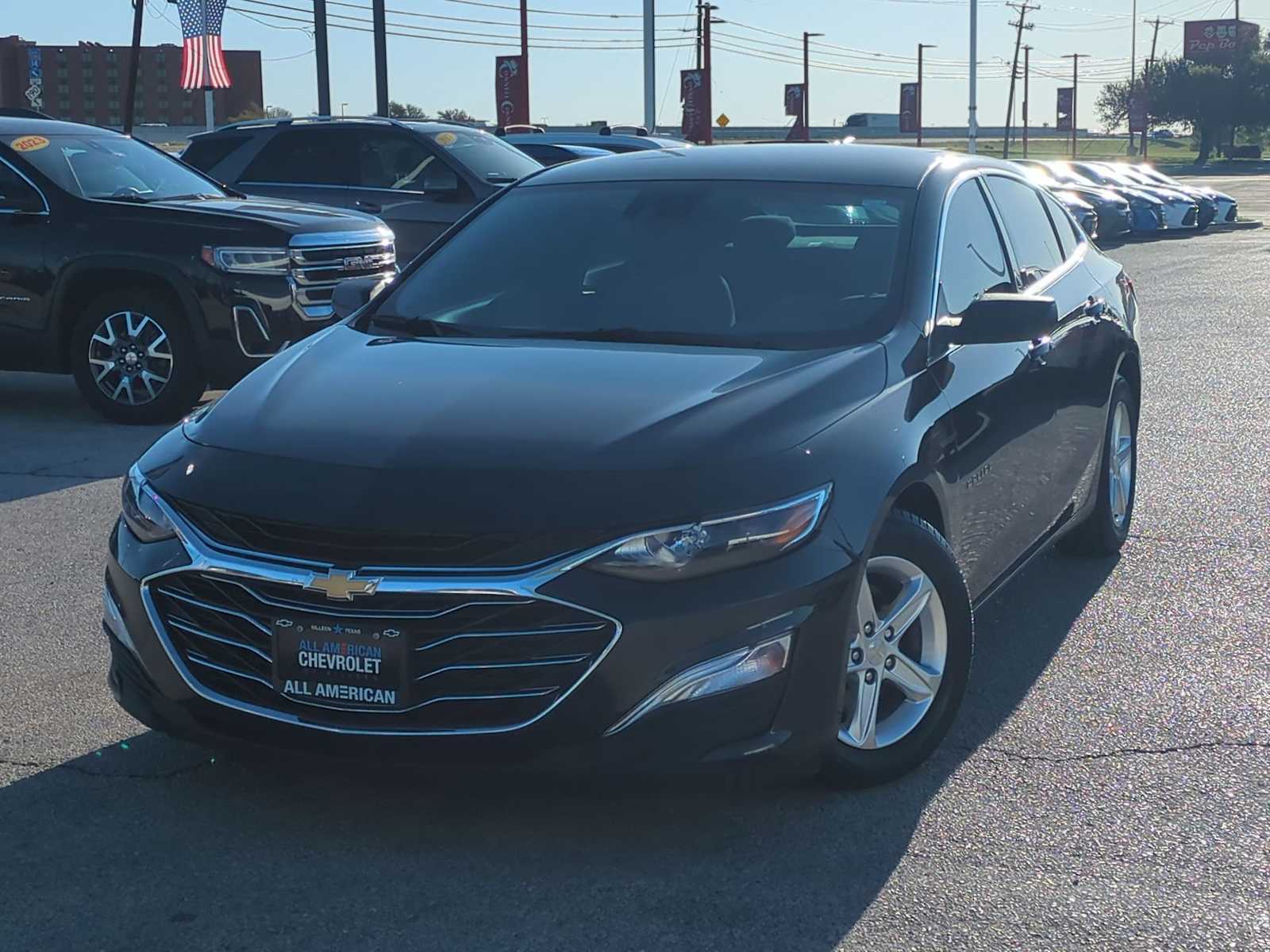 Thumbnail: 2023 Chevrolet Malibu - 1