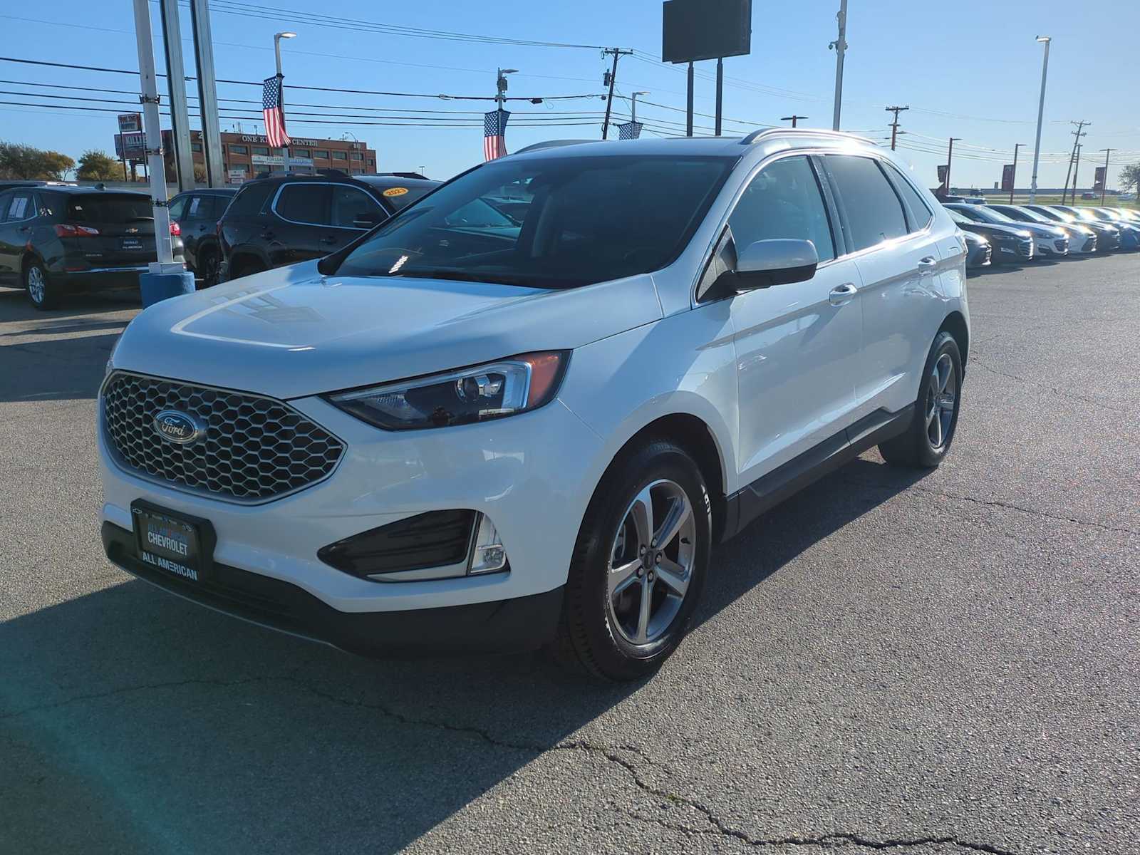 Thumbnail: 2023 Ford Edge - 4