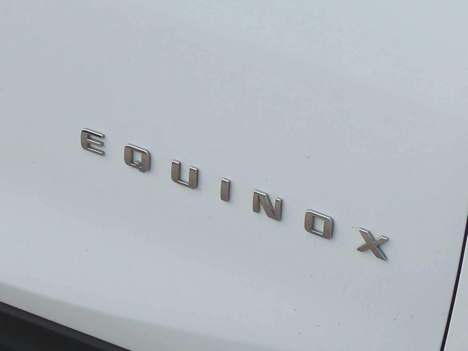 Thumbnail: 2023 Chevrolet Equinox - 32