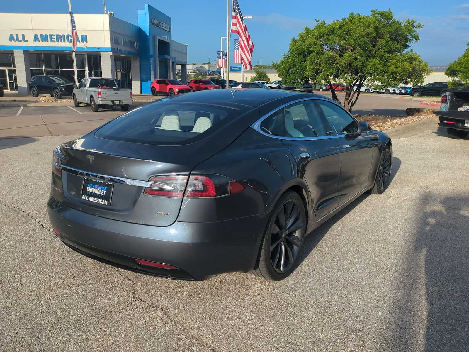 Thumbnail: 2017 Tesla Model S - 8