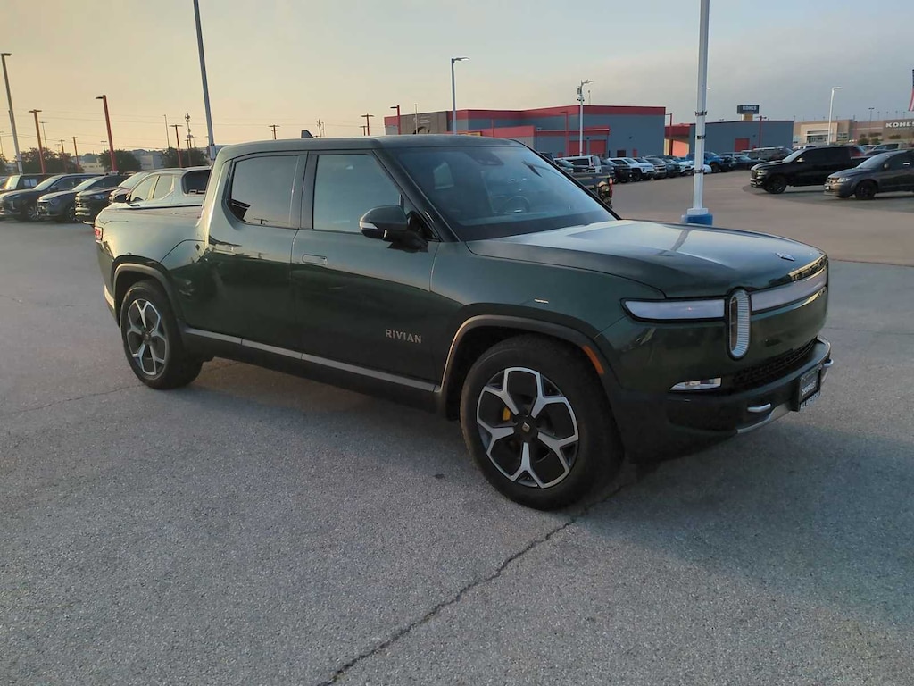 Used 2022 Rivian R1T Adventure Package