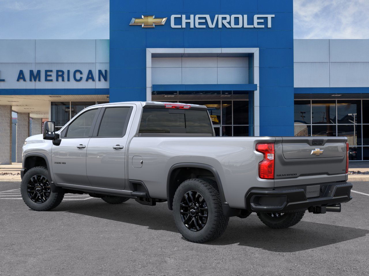 2026 Chevrolet Silverado 3500HD LT photo 4