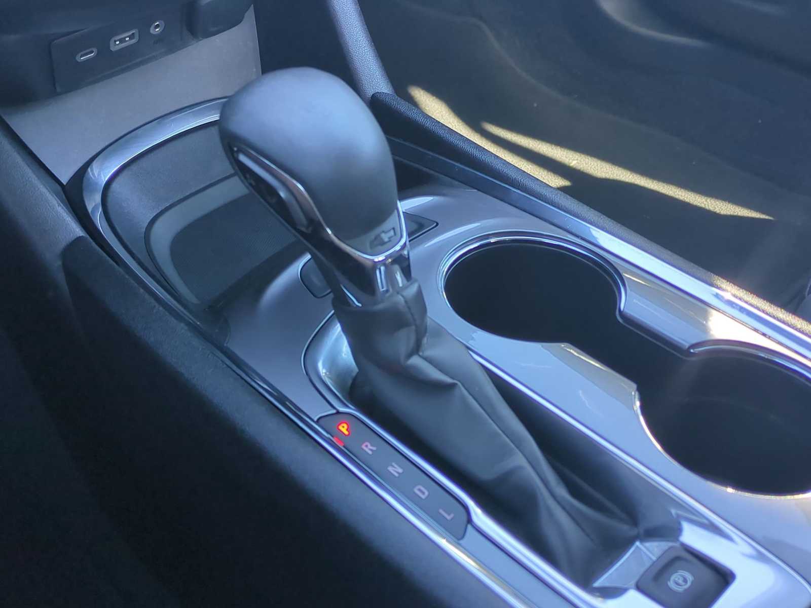 Thumbnail: 2023 Chevrolet Malibu - 16