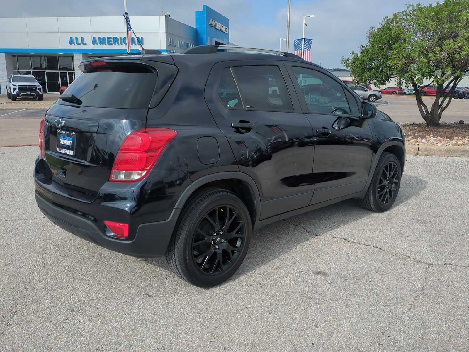 Thumbnail: 2021 Chevrolet Trax - 8