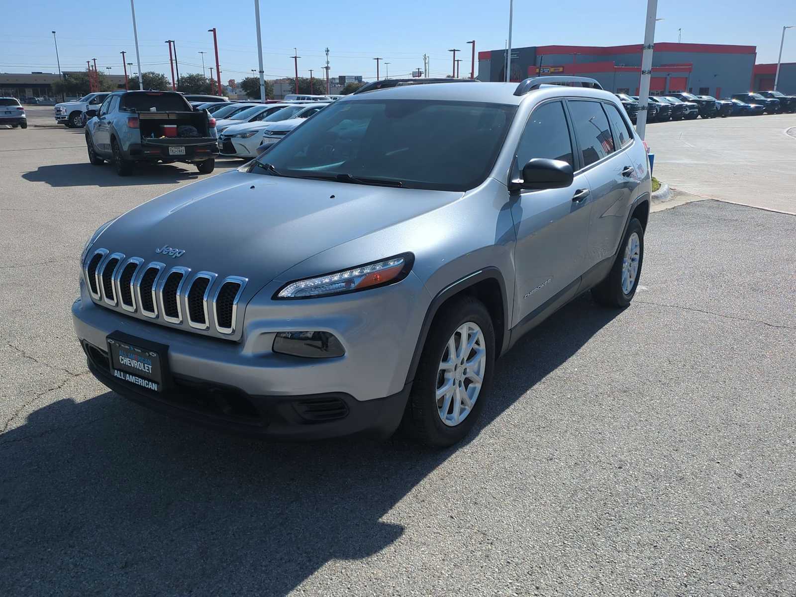 Thumbnail: 2017 Jeep Cherokee - 4