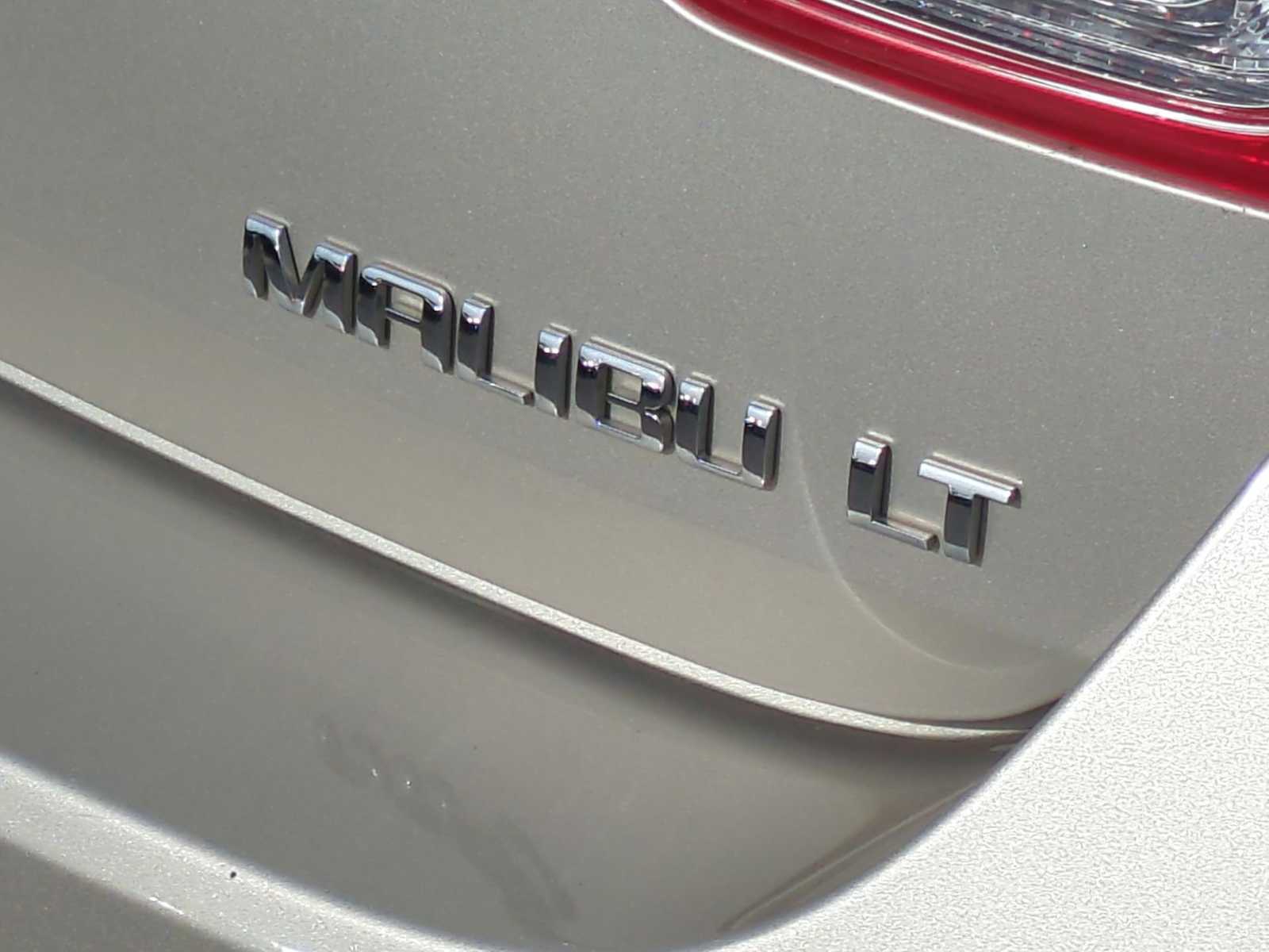 Thumbnail: 2015 Chevrolet Malibu - 29