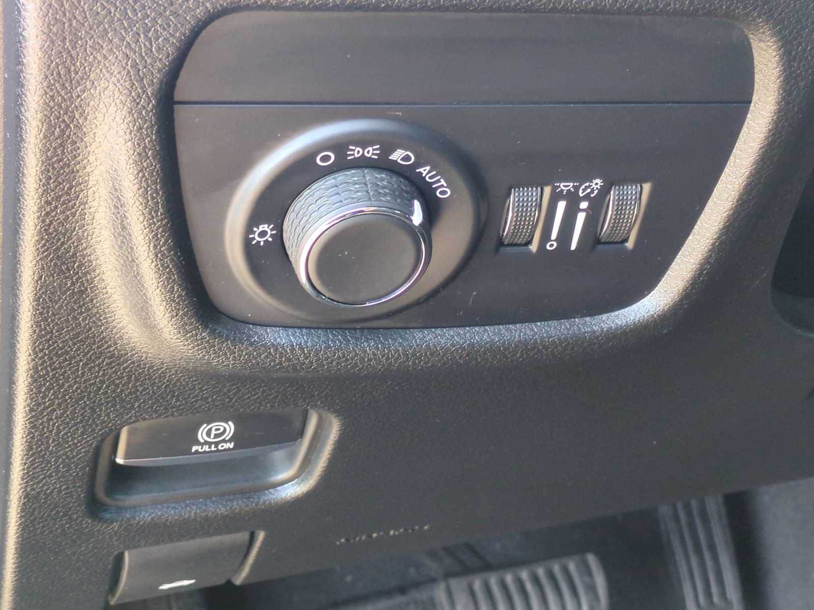 Thumbnail: 2023 Jeep Grand Cherokee L - 34