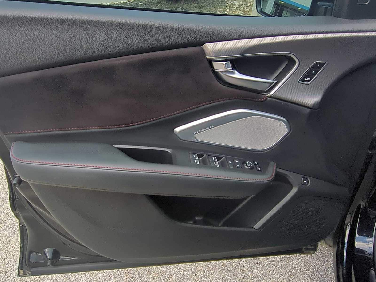 Thumbnail: 2022 Acura RDX - 23