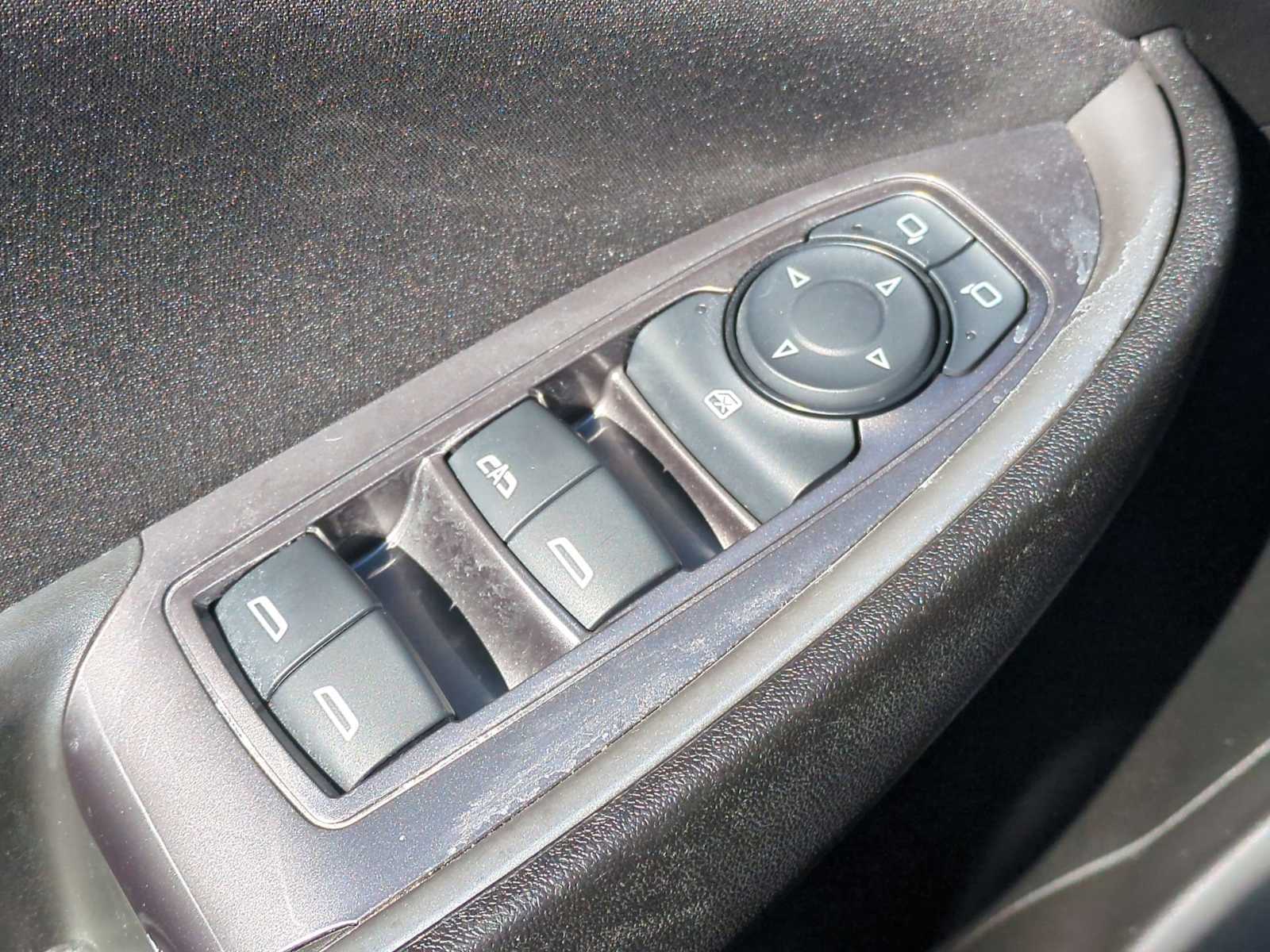 Thumbnail: 2023 Chevrolet Malibu - 23