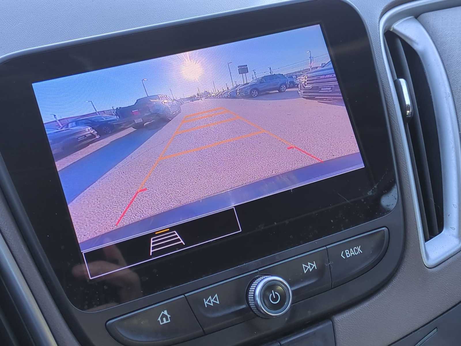 Thumbnail: 2023 Chevrolet Malibu - 15