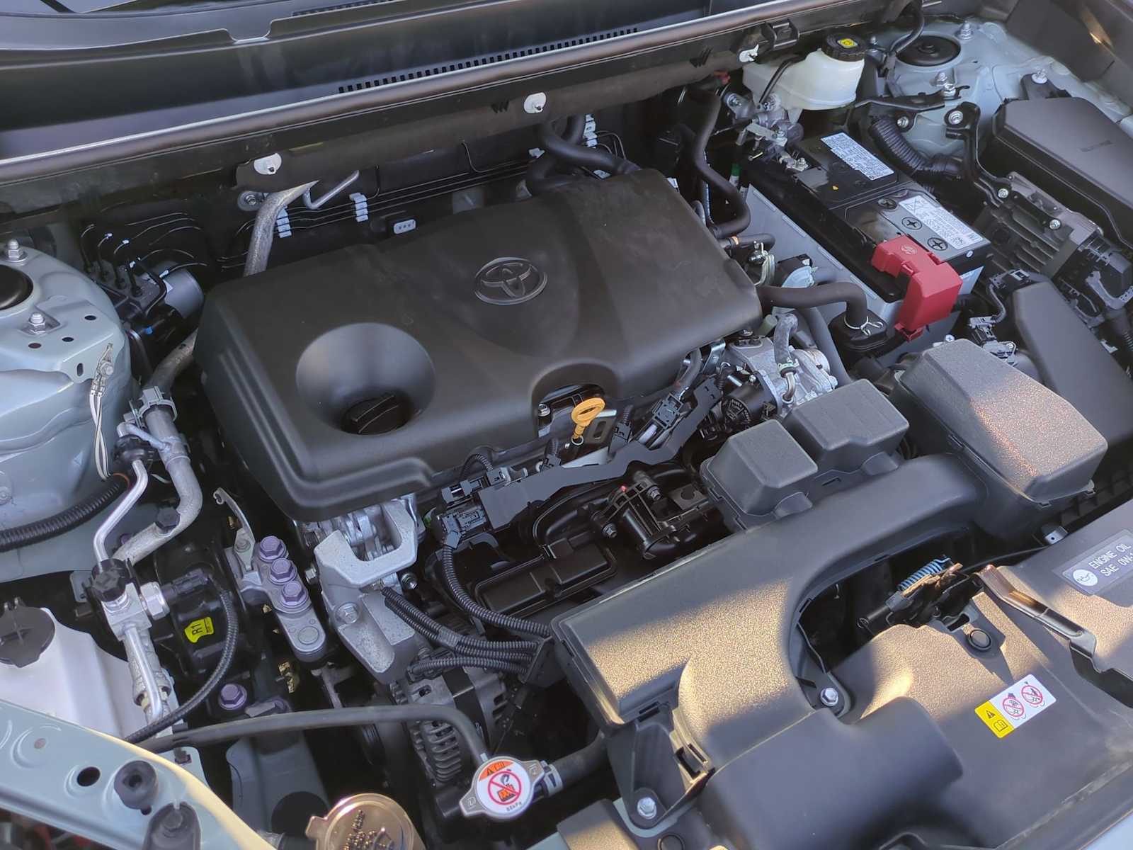 Thumbnail: 2022 Toyota RAV4 - 29
