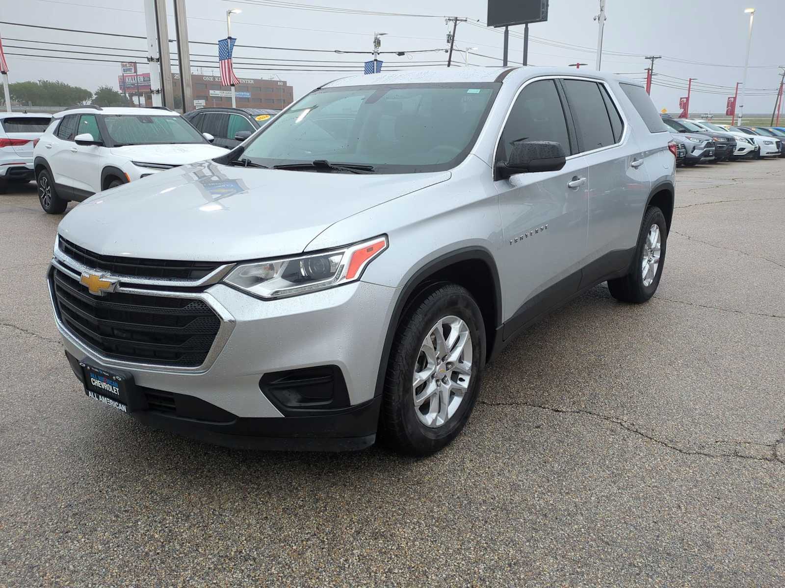 Thumbnail: 2021 Chevrolet Traverse - 3