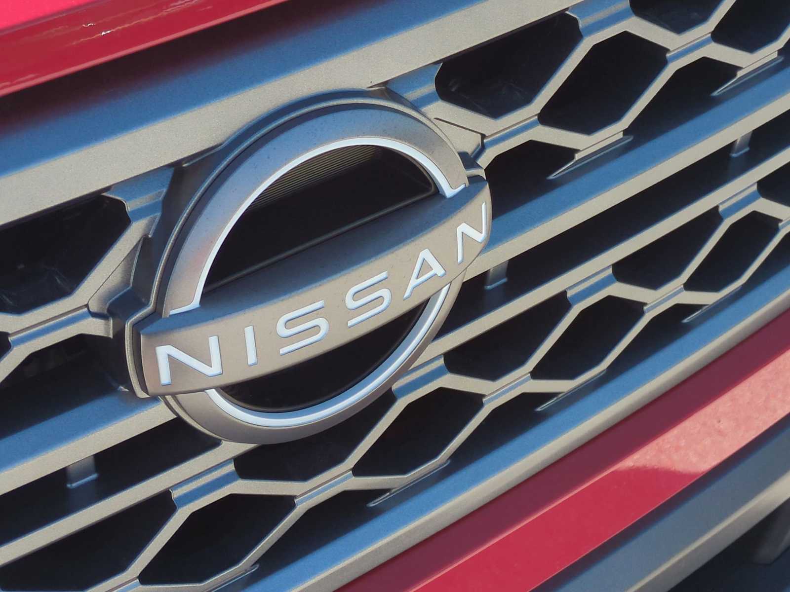 Thumbnail: 2022 Nissan Frontier - 28