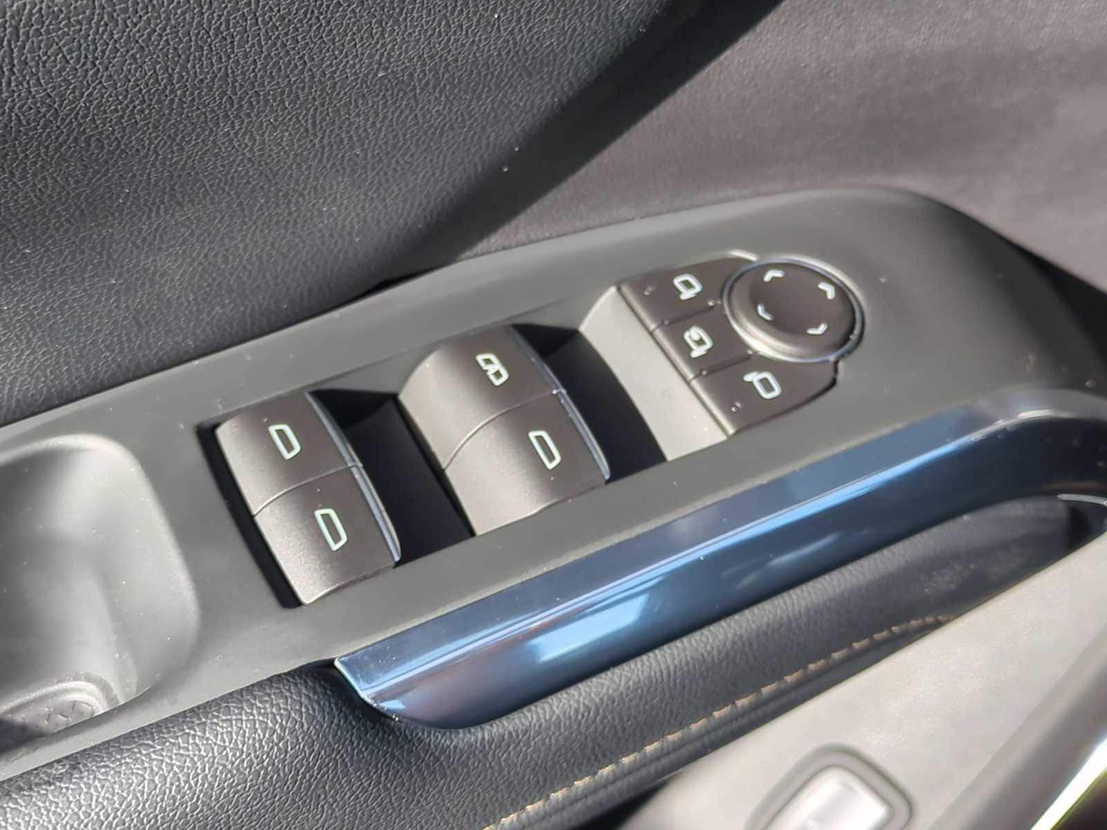 Thumbnail: 2026 Chevrolet Traverse - 24