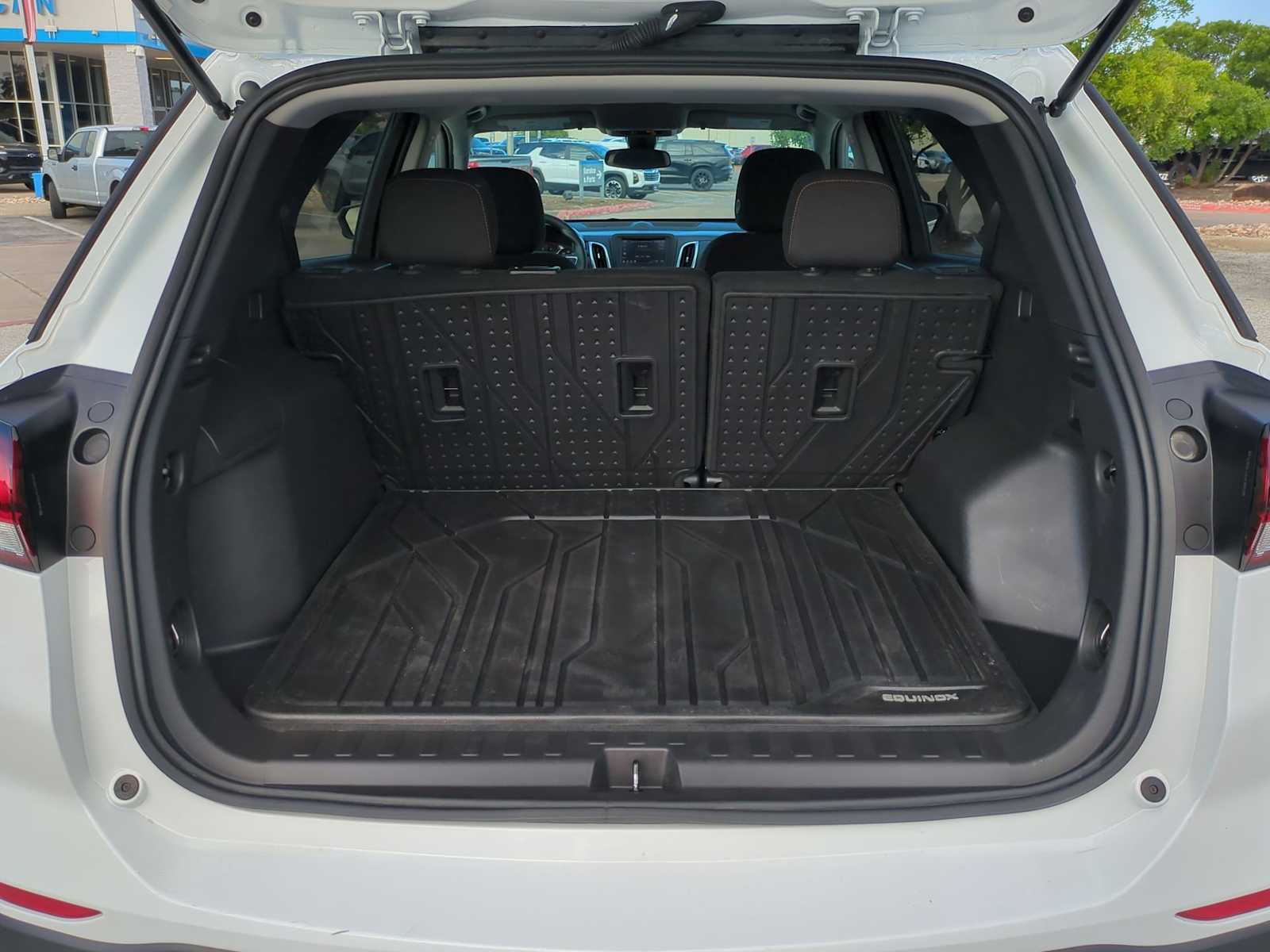Thumbnail: 2023 Chevrolet Equinox - 26