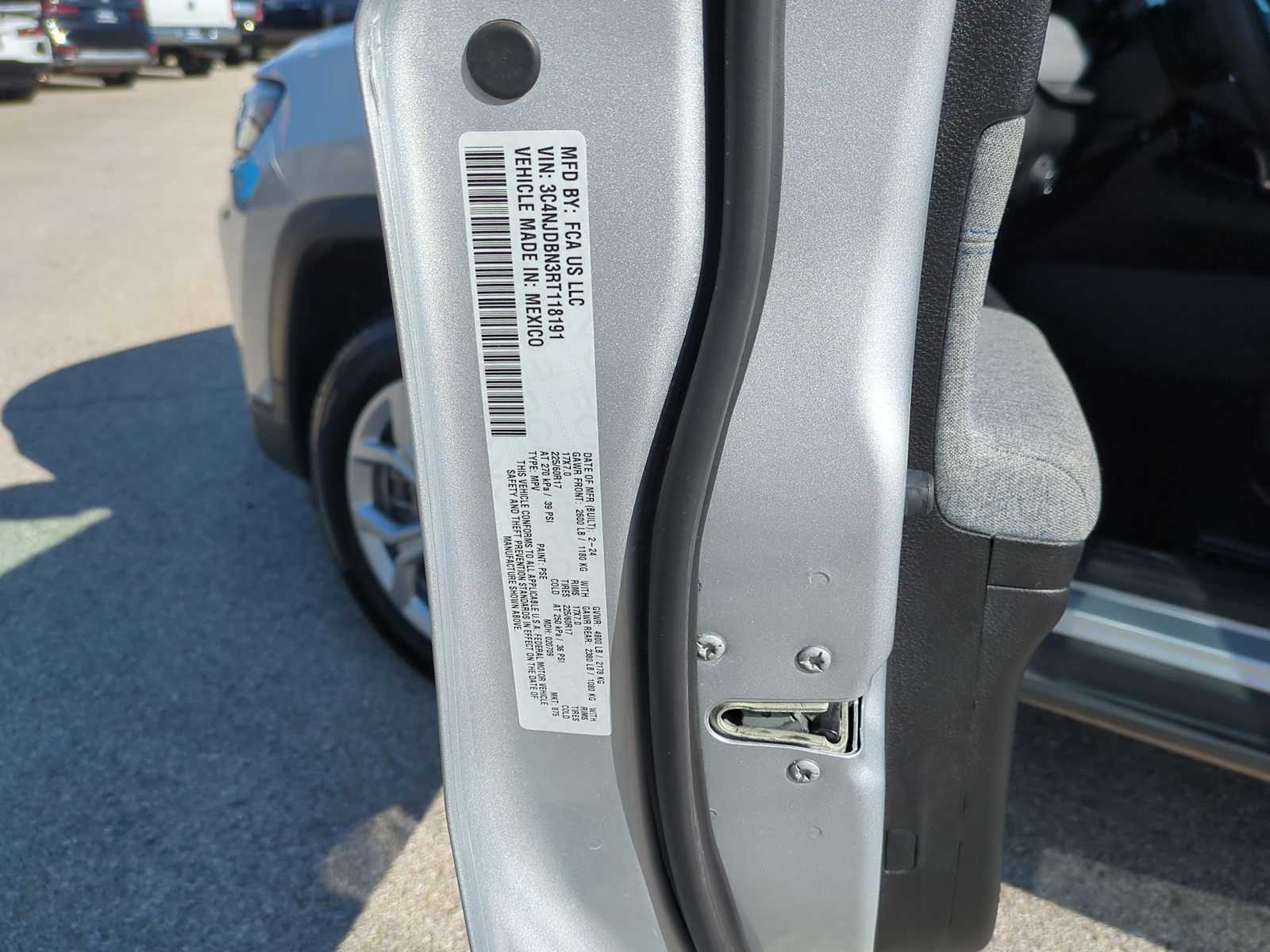 Thumbnail: 2024 Jeep Compass - 33