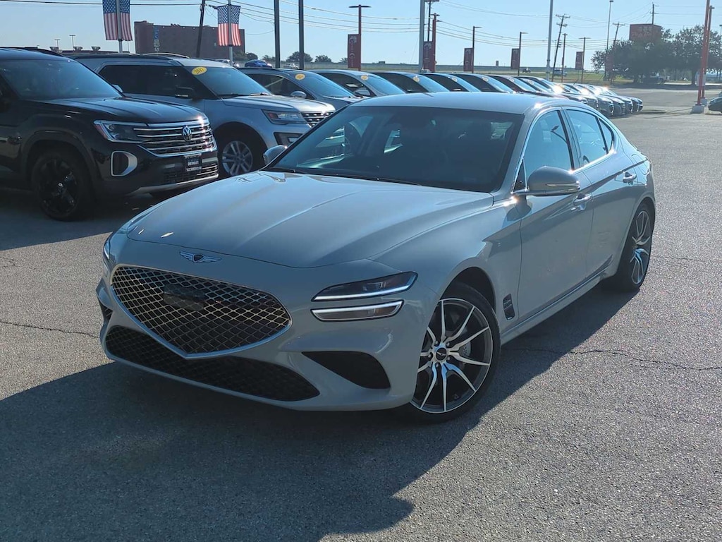 Used 2025 Genesis G70 2.5T