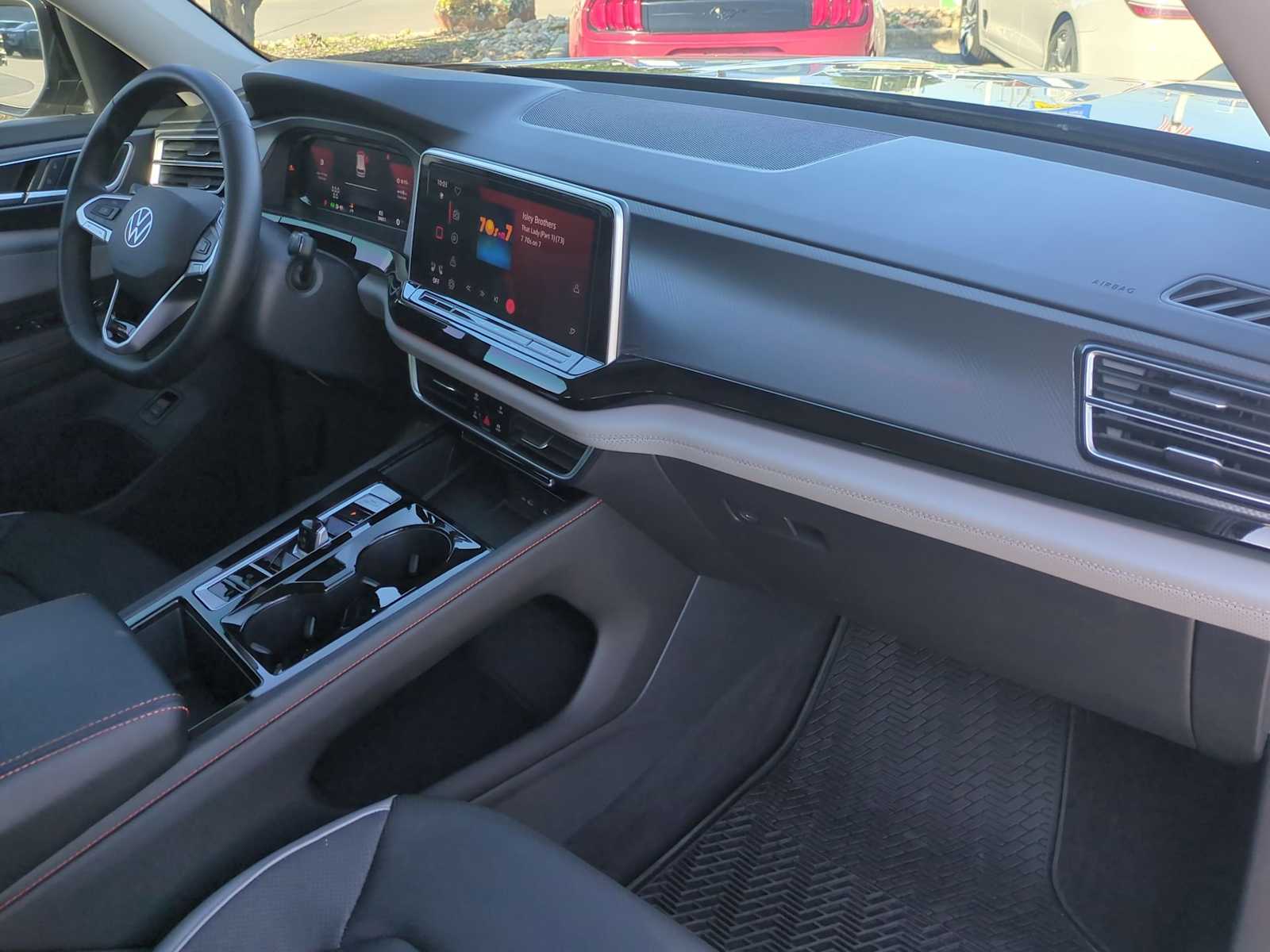 Thumbnail: 2024 Volkswagen Atlas - 29