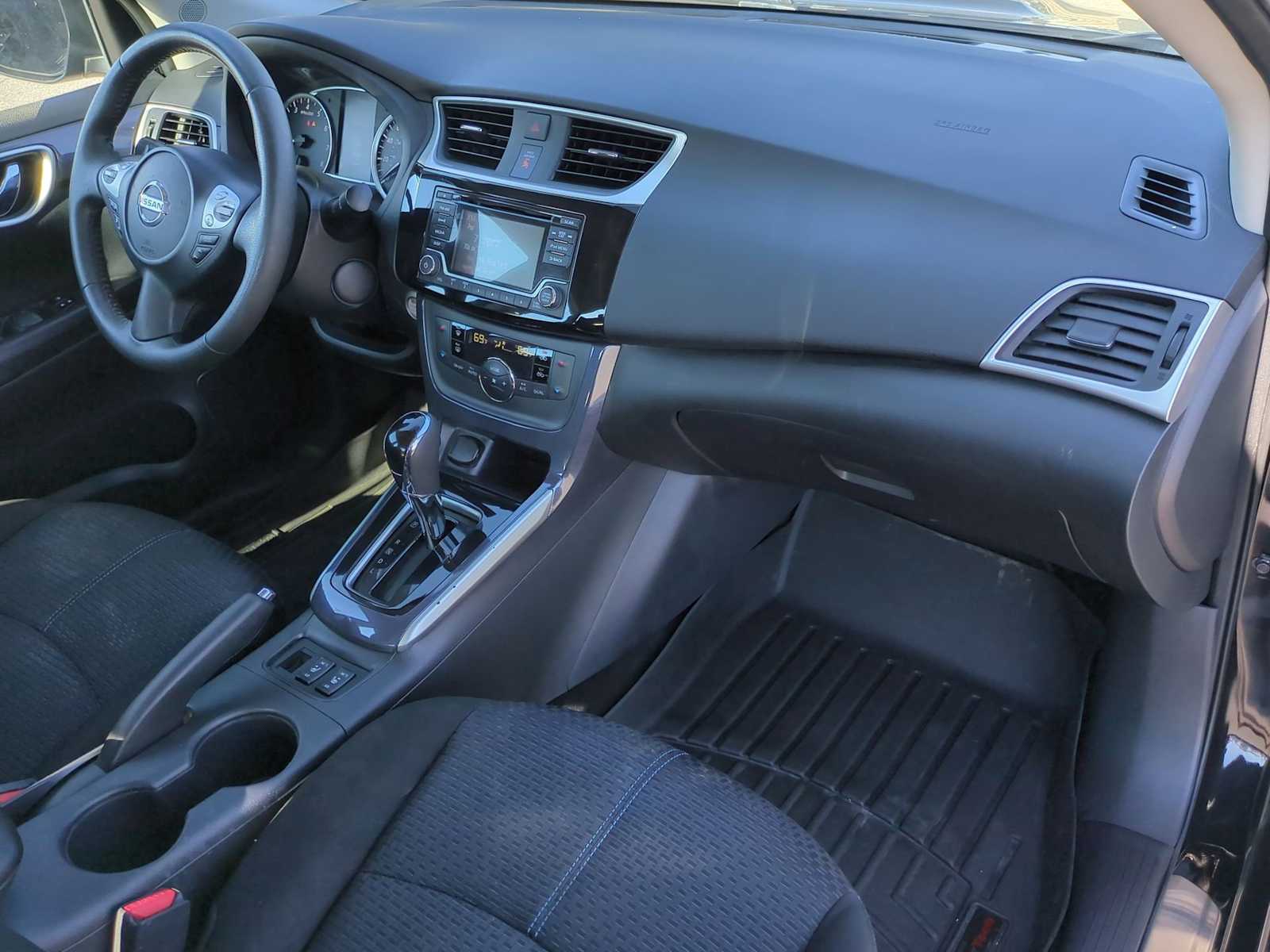 Thumbnail: 2018 Nissan Sentra - 28