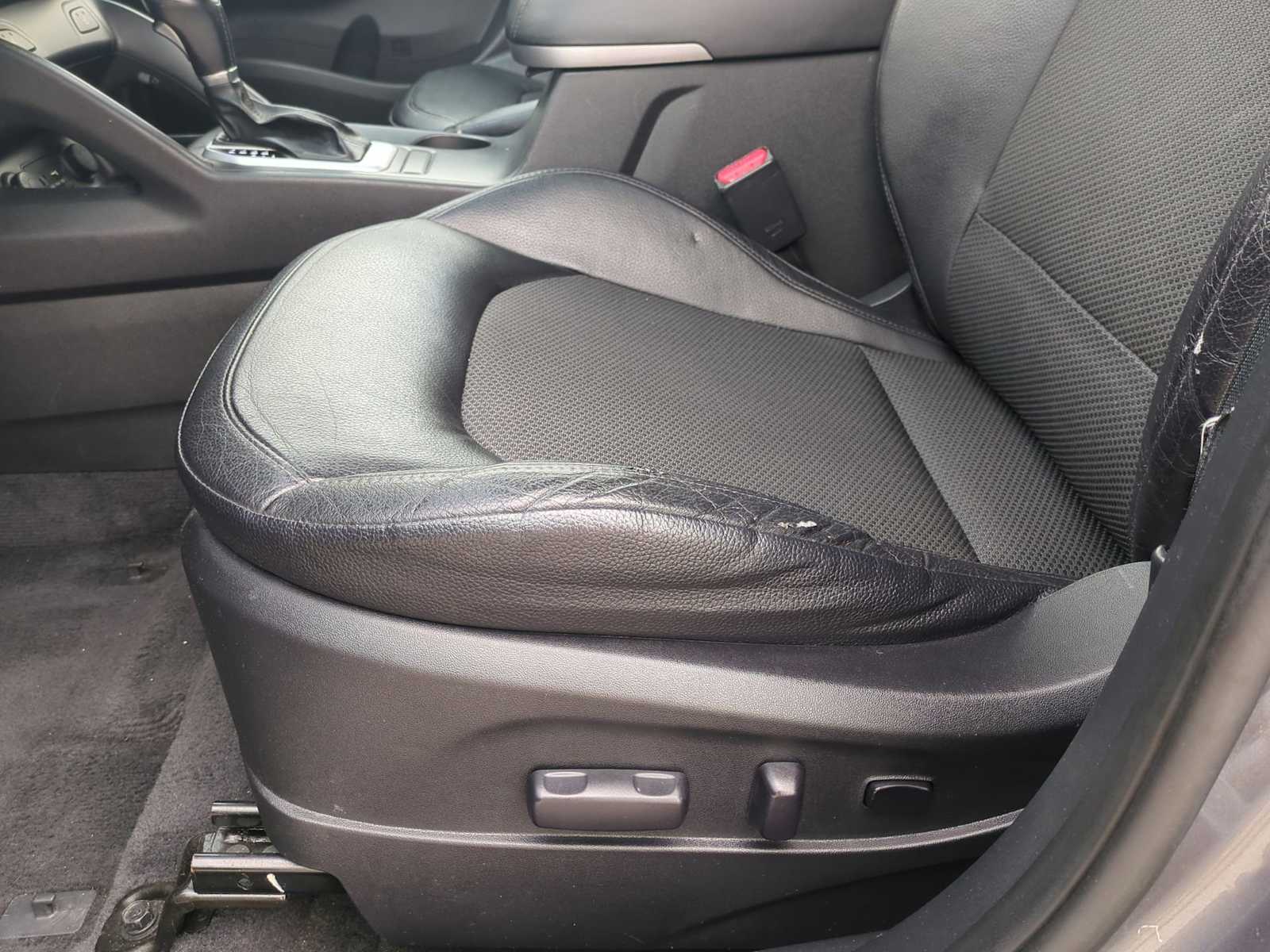 Thumbnail: 2015 Hyundai Tucson - 17