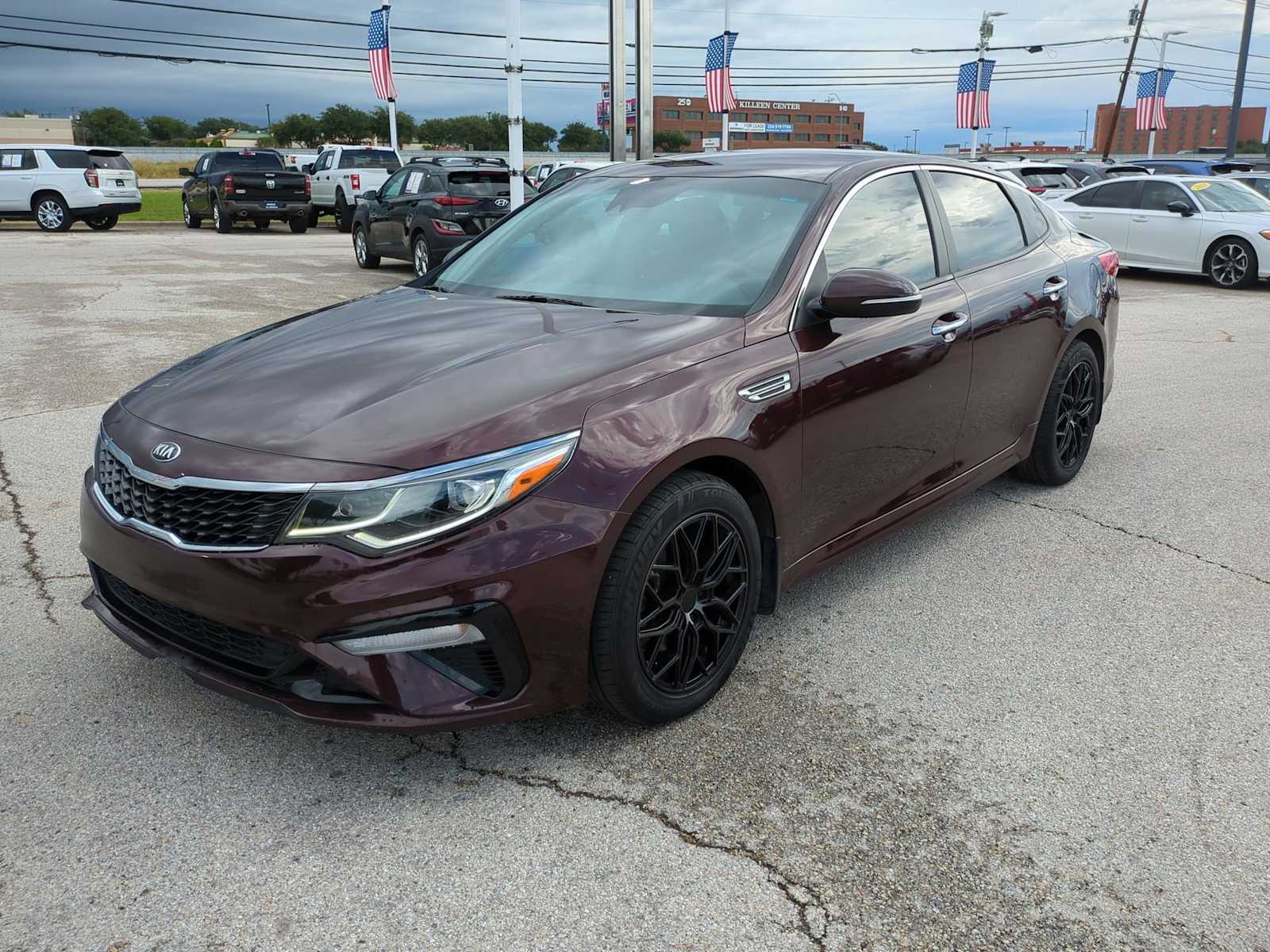 Thumbnail: 2019 Kia Optima - 4
