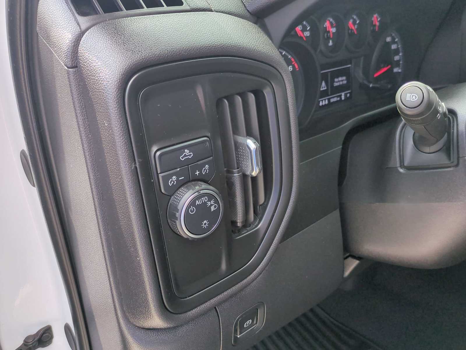 Thumbnail: 2024 Chevrolet Silverado 1500 - 34