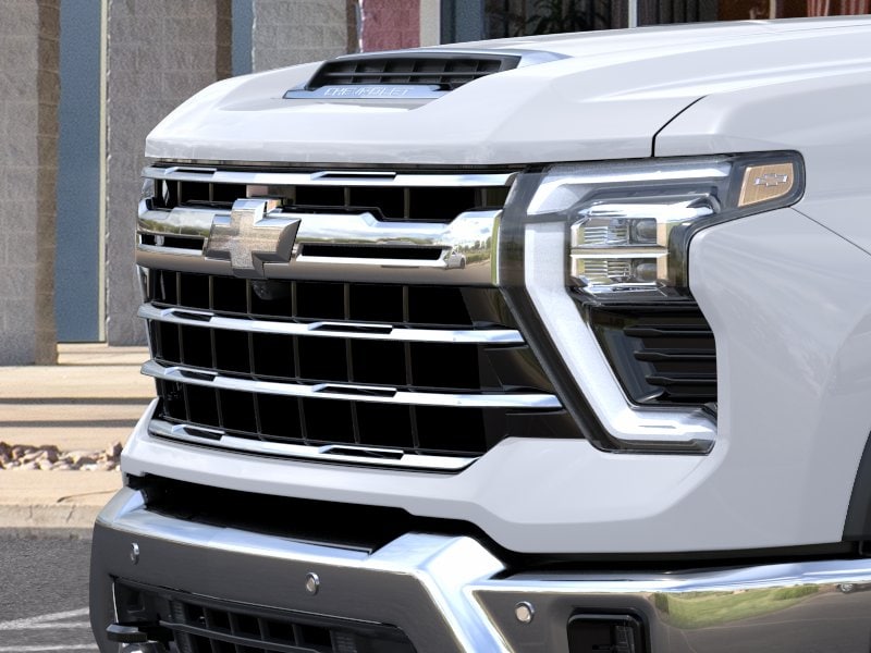 Thumbnail: 2026 Chevrolet Silverado 3500 - 13