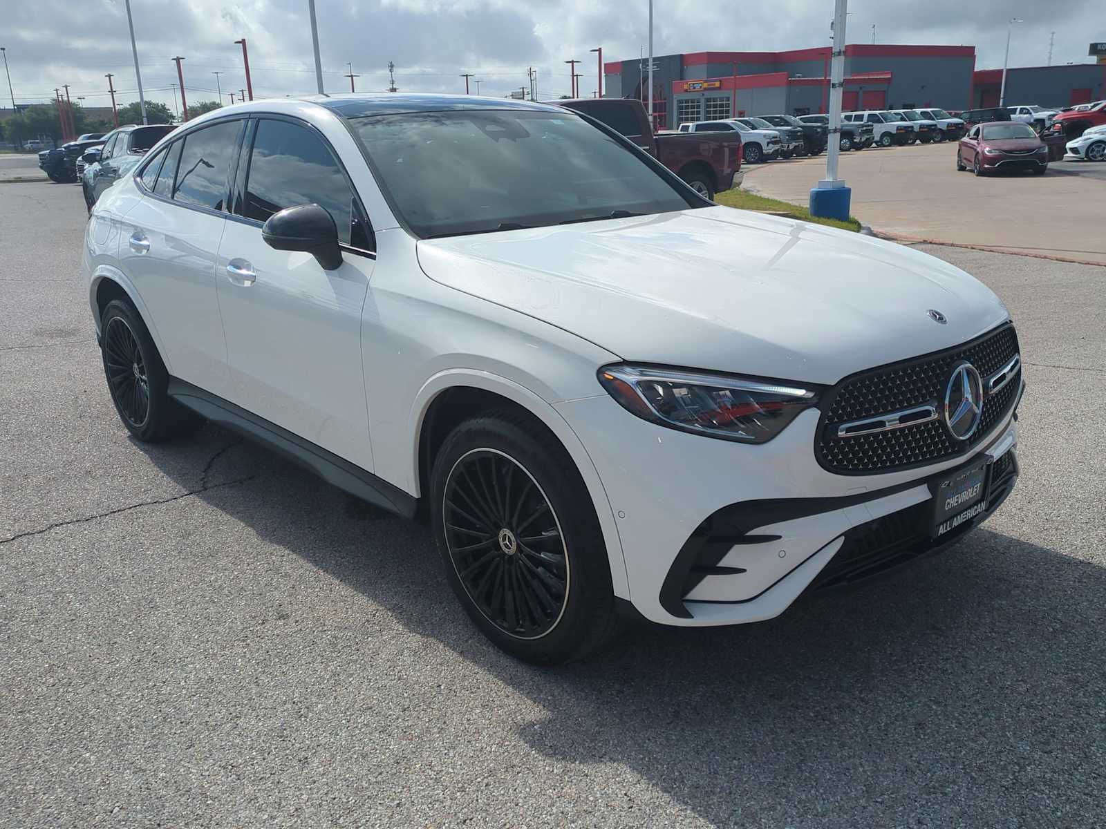 Thumbnail: 2025 Mercedes-Benz GLC - 2