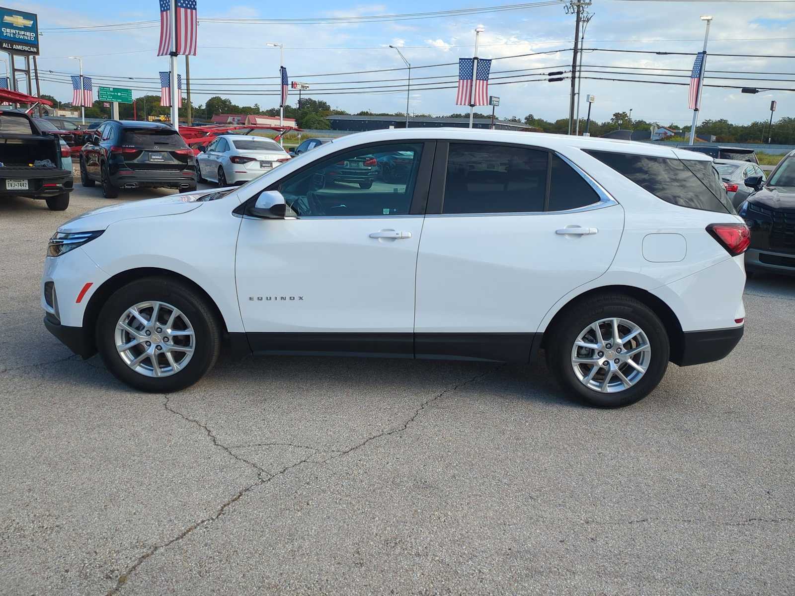 Thumbnail: 2023 Chevrolet Equinox - 5