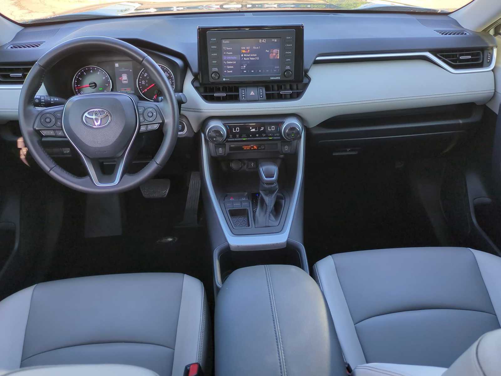 Thumbnail: 2022 Toyota RAV4 - 20